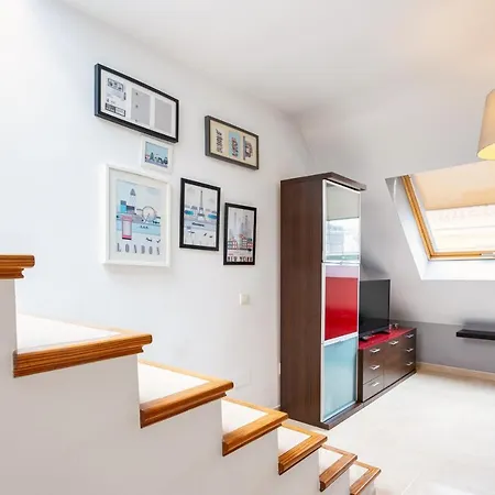 Lägenhet Penthouse Grand Terrace By Ghr *